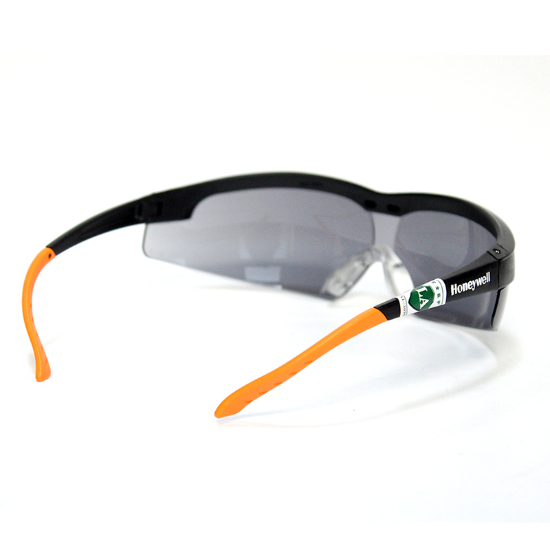 霍尼韋爾110111 S600A防沖擊防刮擦防霧防護(hù)眼鏡灰色鏡片圖片5 霍尼韋爾110111 S600A防沖擊防刮擦防霧防護(hù)眼鏡灰色鏡片圖片5