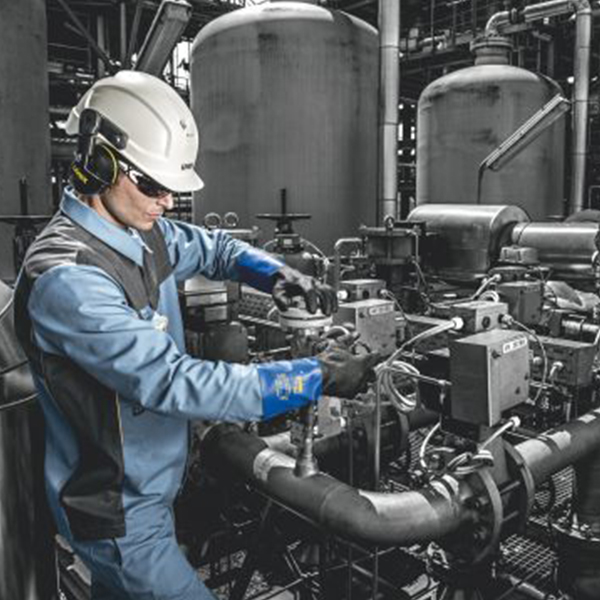 UVEX優(yōu)唯斯60557機械耐磨防化手套圖片1 UVEX優(yōu)唯斯60557機械耐磨防化手套圖片1