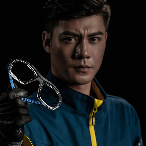 UVEX優(yōu)唯斯6109234矯視防護(hù)眼鏡圖片1 UVEX優(yōu)唯斯6109234矯視防護(hù)眼鏡圖片1
