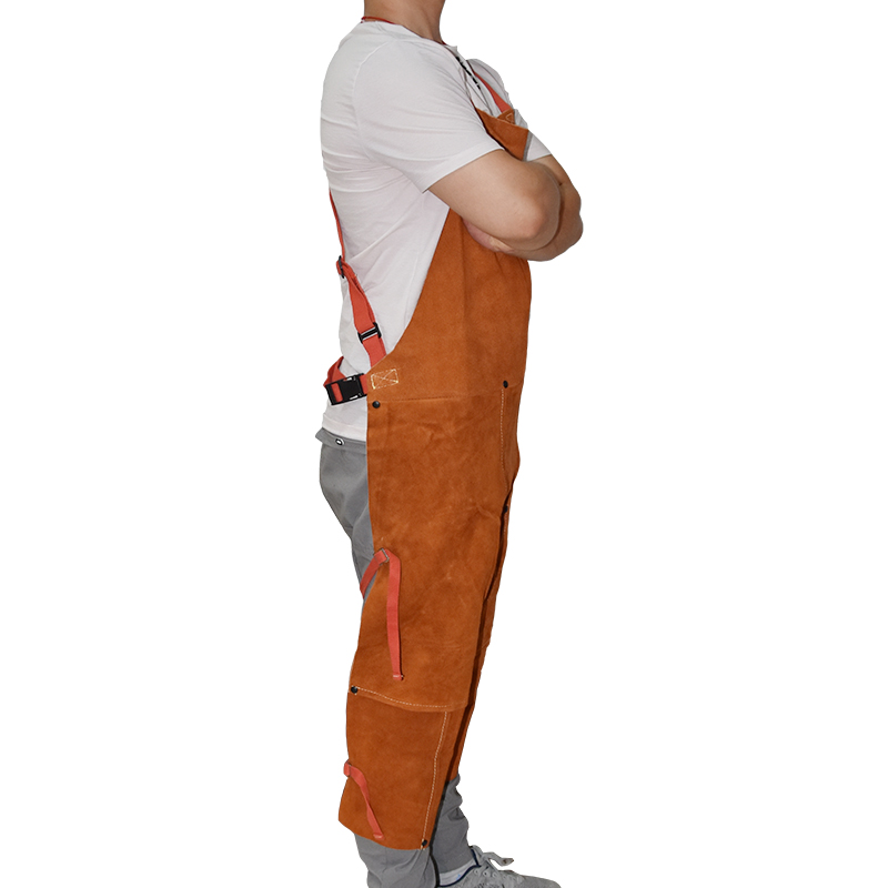 威特仕44-7242蠻牛王分腳防火阻燃圍裙圖片1 威特仕44-7242蠻牛王分腳防火阻燃圍裙圖片1