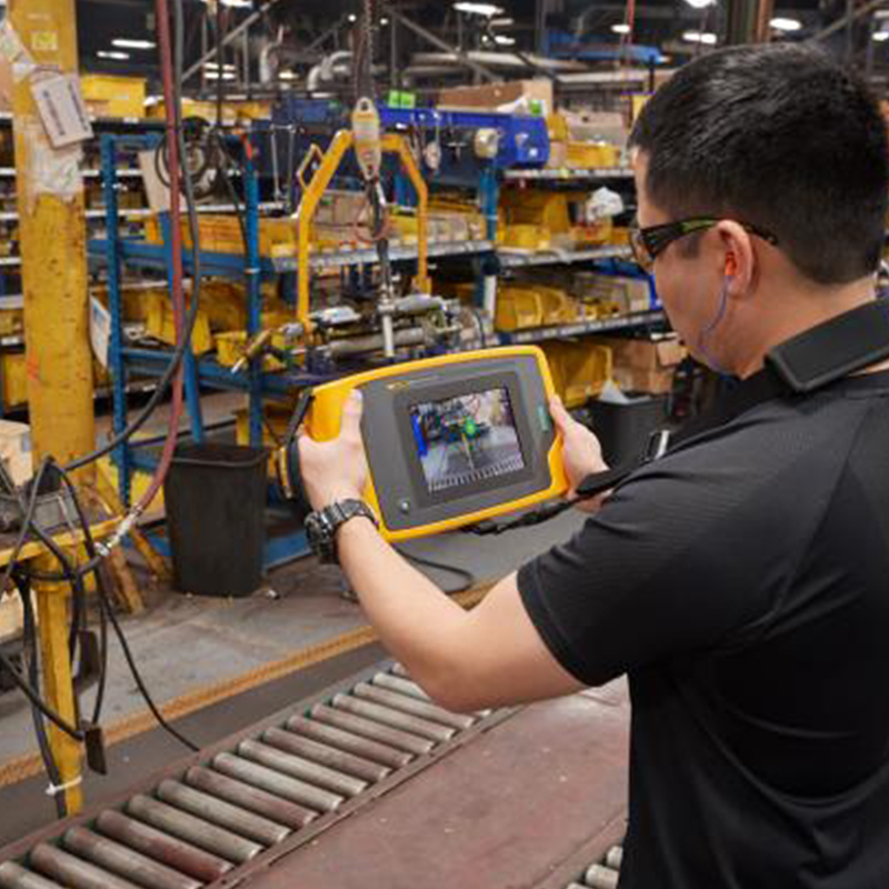 Fluke福祿克ii900工業(yè)聲學(xué)成像儀圖片2 Fluke福祿克ii900工業(yè)聲學(xué)成像儀圖片2