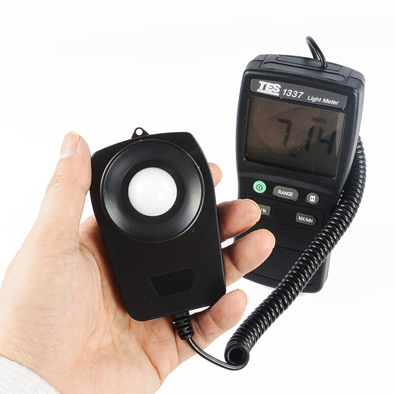 臺灣泰仕TES-1337數(shù)字照度計圖片1 臺灣泰仕TES-1337數(shù)字照度計圖片1