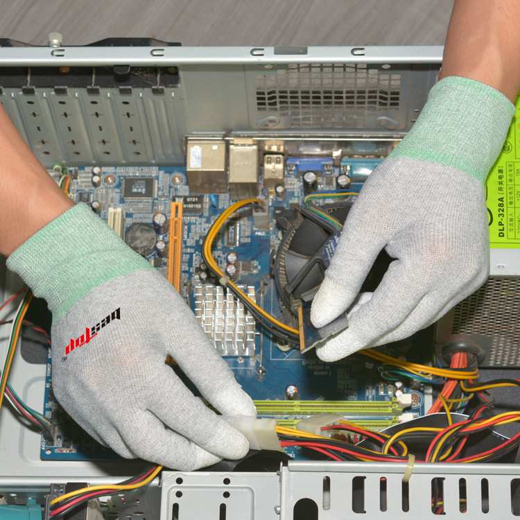 bestop倍護(hù)B902碳纖維防靜電勞保手套圖片3 bestop倍護(hù)B902碳纖維防靜電勞保手套圖片3