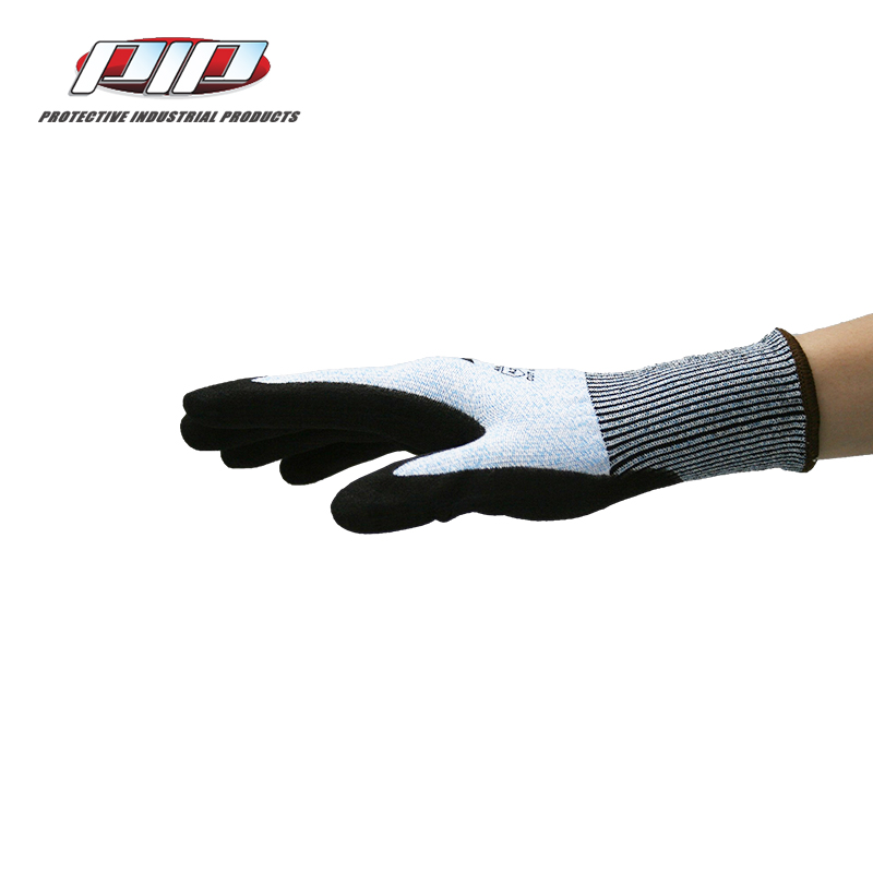 PIP 16-330防滑耐磨雙浸丁腈防割手套圖片3 PIP 16-330防滑耐磨雙浸丁腈防割手套圖片3