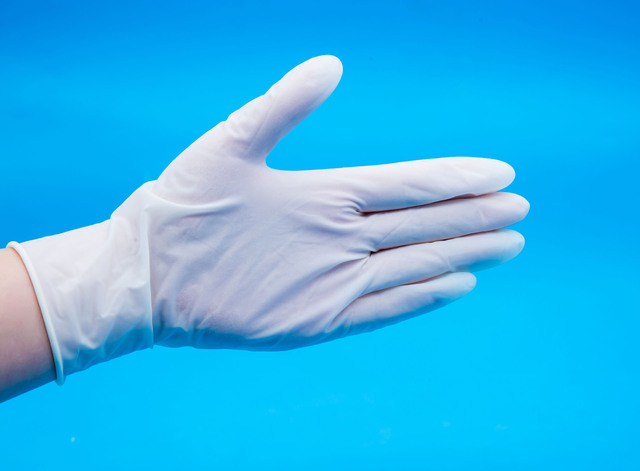 康民一次性外科滅菌橡膠醫(yī)用手套