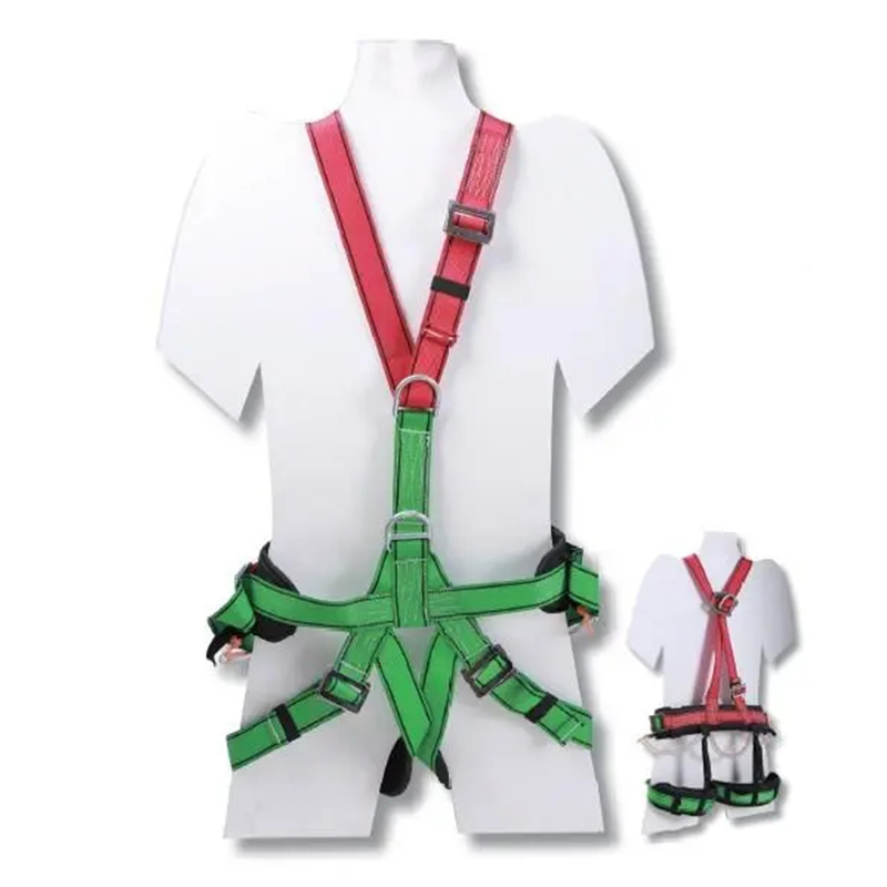 建鋼680302全身舒適型三點(diǎn)安全帶