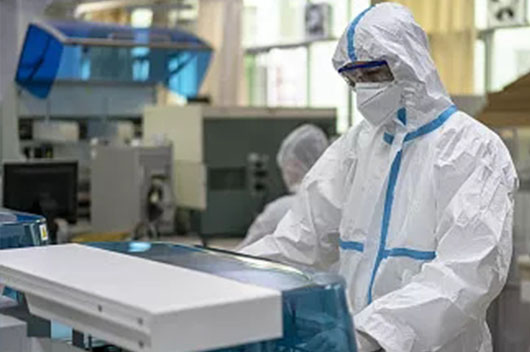 醫(yī)用防護(hù)服的材質(zhì)及使用注意事項(xiàng)