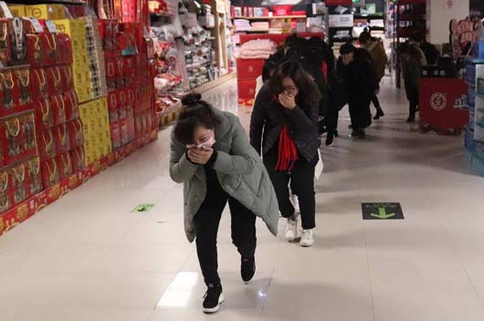 商場火災(zāi)后如何正常逃生