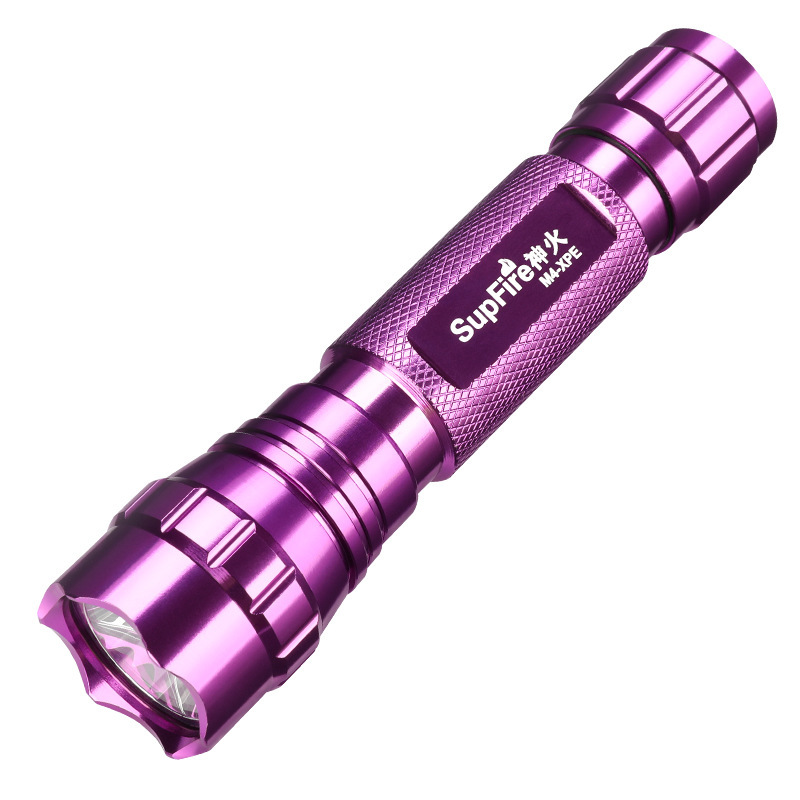 神火M4-U2迷你強(qiáng)光騎行手電筒圖片2