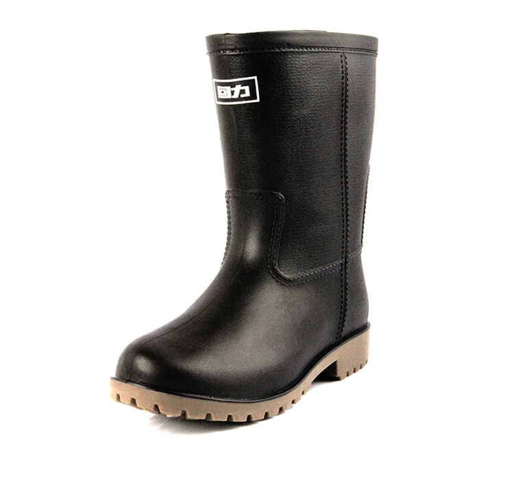 回力8128黑色耐油防滑中簡(jiǎn)雨靴圖片4