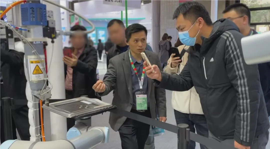 3M VHB擠出式膠帶:智能化浪潮中的生產(chǎn)流程新動(dòng)力3