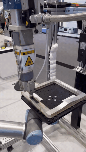 3M VHB擠出式膠帶:智能化浪潮中的生產(chǎn)流程新動(dòng)力1