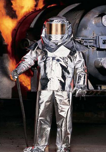 雷克蘭700系列臨進(jìn)式隔熱服