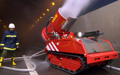 陸虎60滅火雪炮機(jī)器人