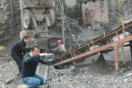 專家指導(dǎo)煤礦職業(yè)病危害因素的檢測(cè)工作