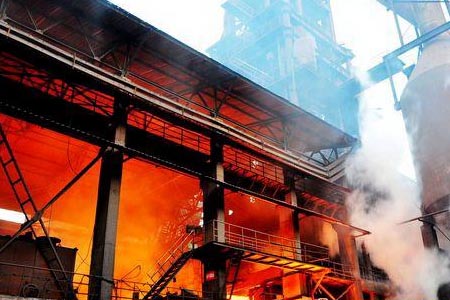 燒結(jié)冶煉作業(yè)現(xiàn)場安全防護(hù)